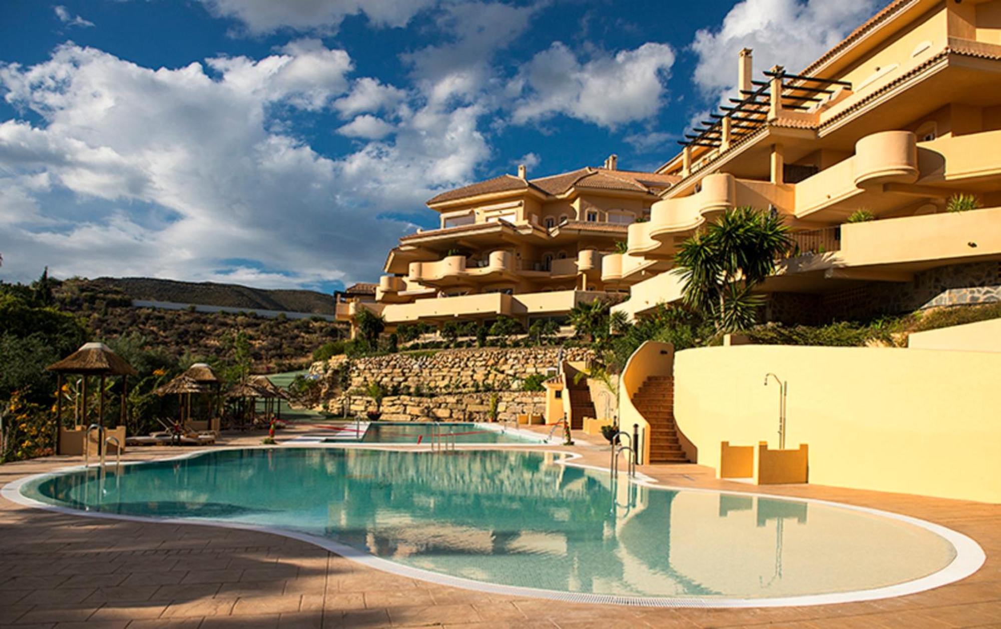 Aloha Hill Club Lluxury 5 Star Golf Resort Near Puerto Banus And מארבלה מראה חיצוני תמונה